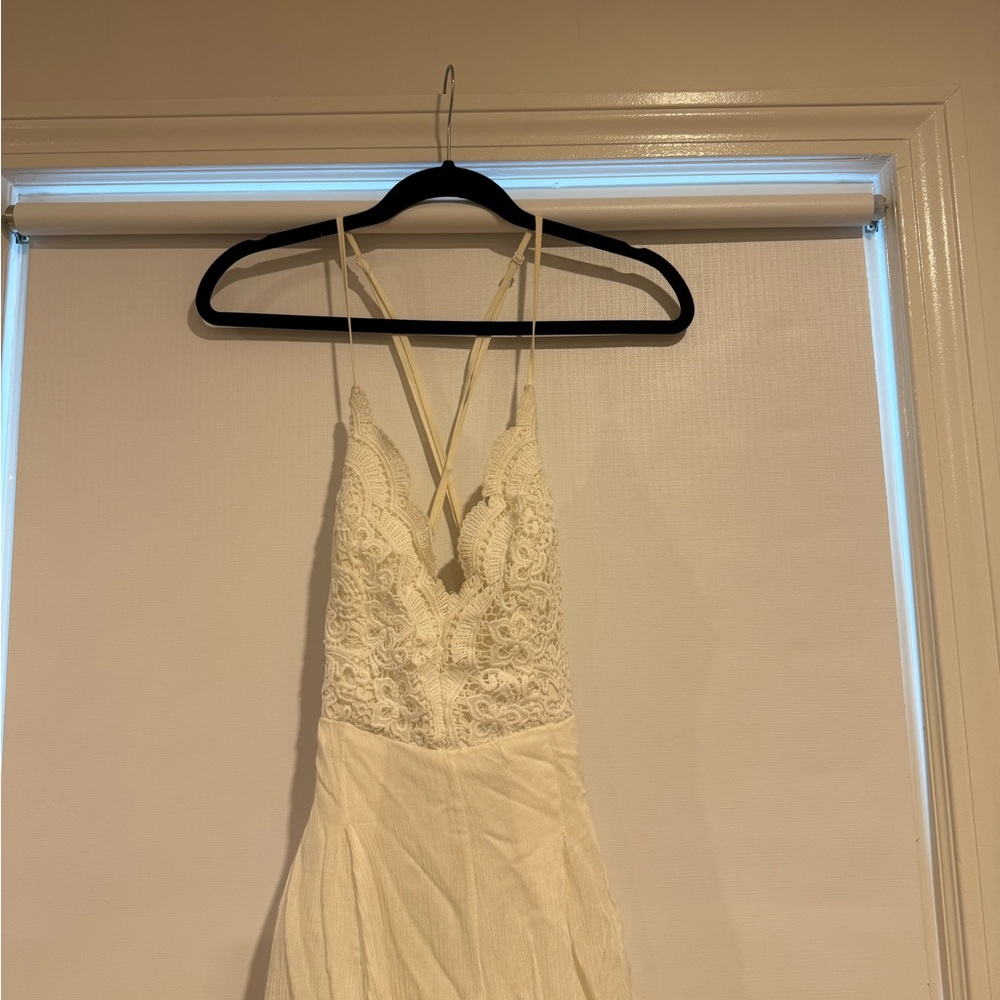 Lulu’s White Lace Romper